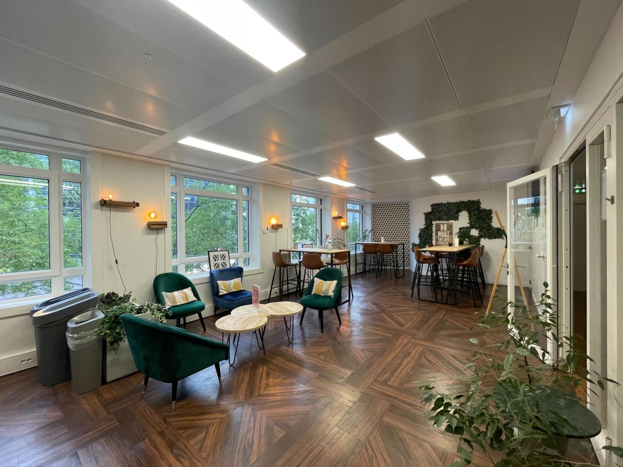 Coworking La Défense Location coworking Puteaux Hauts-de-Seine OLBUR2532791 0